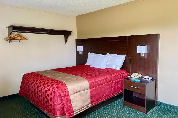 Colonial House Motor Inn (Perth)
